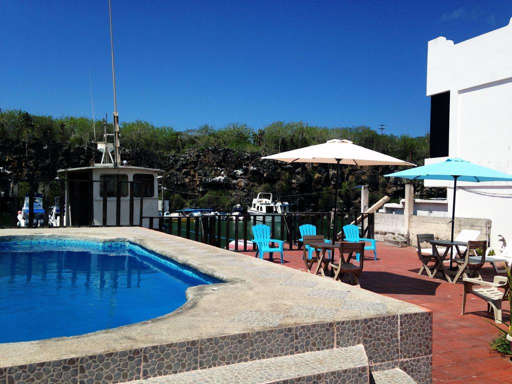 Hostal Castro Galapagos Puerto Ayora  Extérieur photo